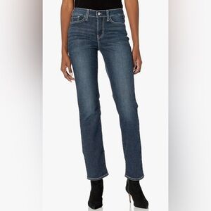 Signature by Levi Strauss & Co. Women's Curvy Straight Jeans 26M NWT